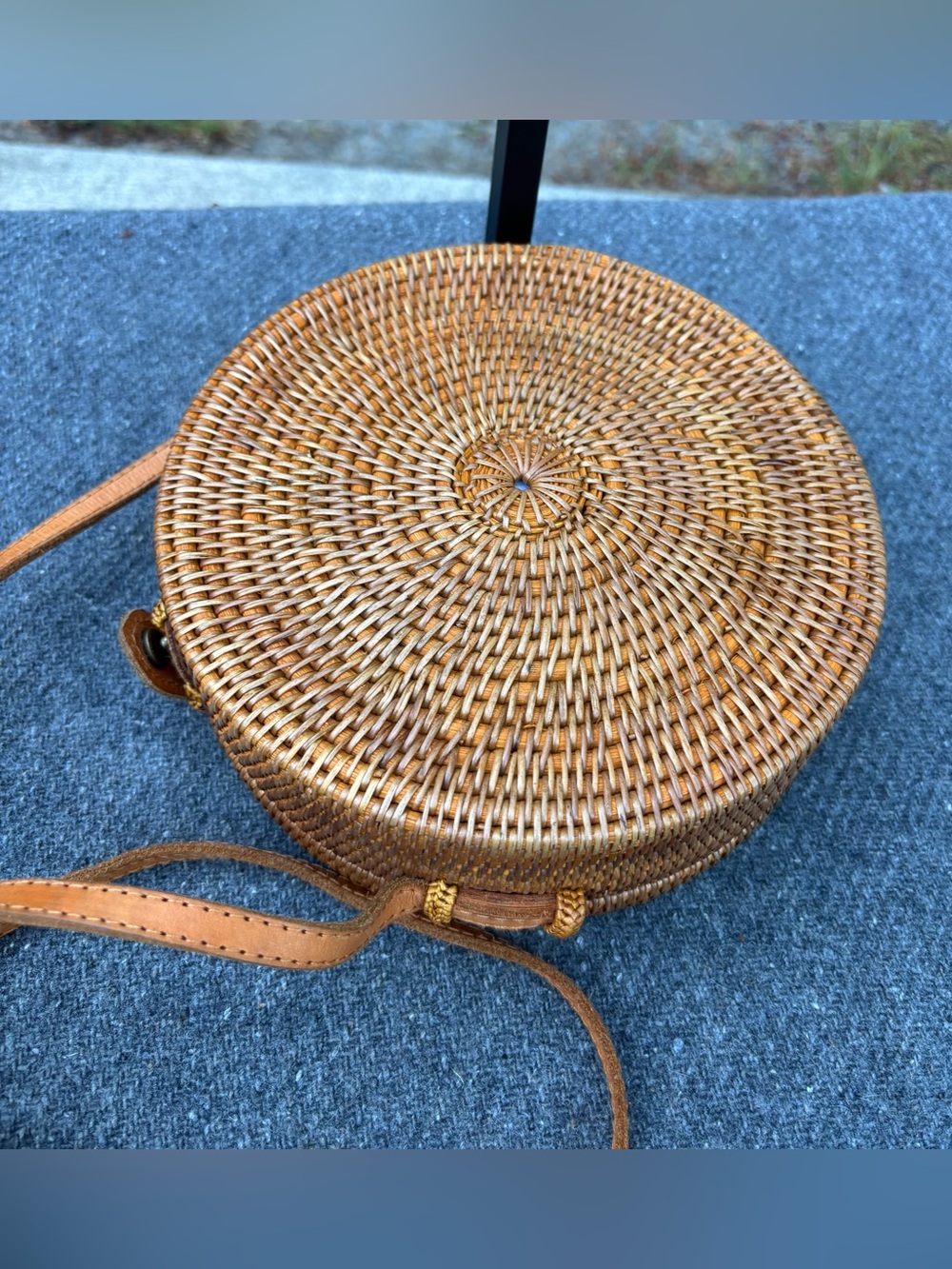 Vintage Round Bali Rattan Crossbody Bag Boho Wicker Straw Purse Leather Strap - Picture 6 of 7